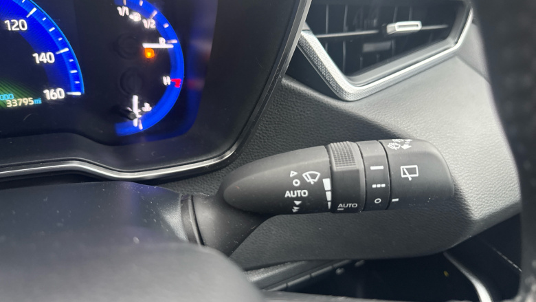 Toyota Corolla 1.8 VVT-i Hybrid Design 5dr CVT Hybrid Hatchback